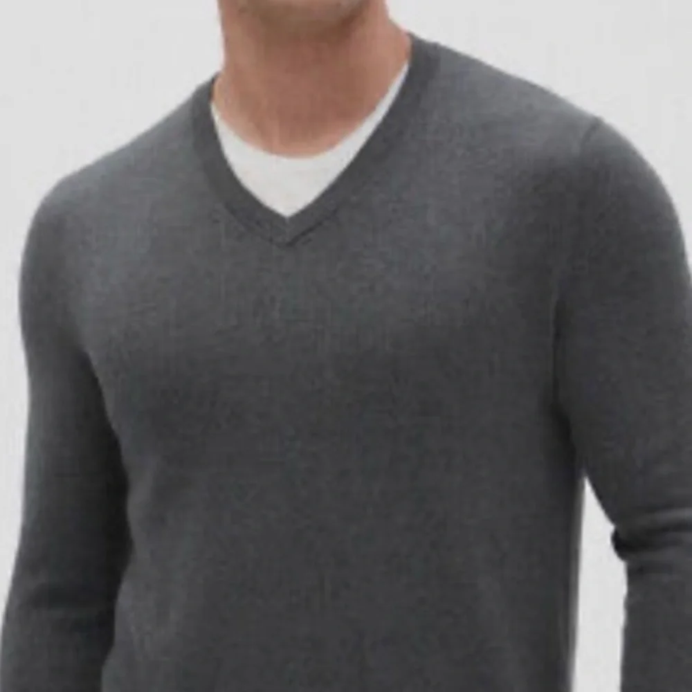Banana Republic Grey Luxury Blend V-Neck Pullover Sweater Men’s Large